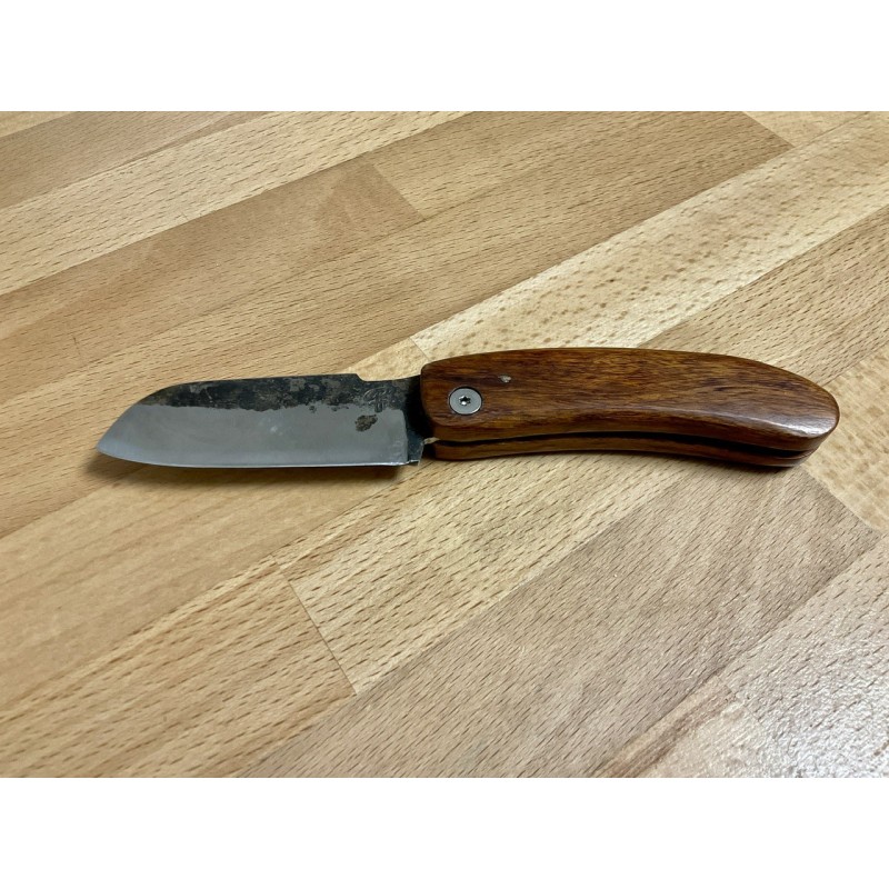 Couteaux Parcevaux, des couteaux du quotidien. Belupapa